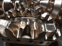 8 1-2in Varel Mill Tooth Tricone Drill Bit Image 8 1-2in Varel Mill Tooth Tricone Drill Bit